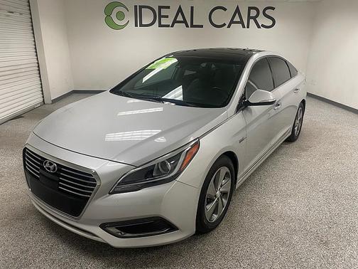 2016 Hyundai SONATA Hybrid Limited