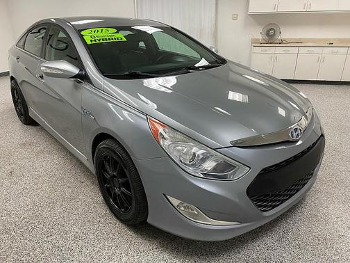 2015 Hyundai SONATA Hybrid Base