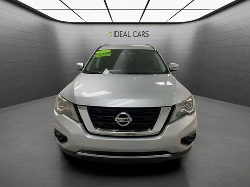 Brilliant Silver Metallic 2020 Nissan Pathfinder SV 2WD