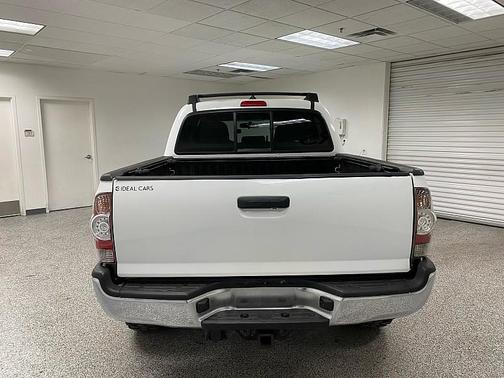 2014 Toyota Tacoma Base
