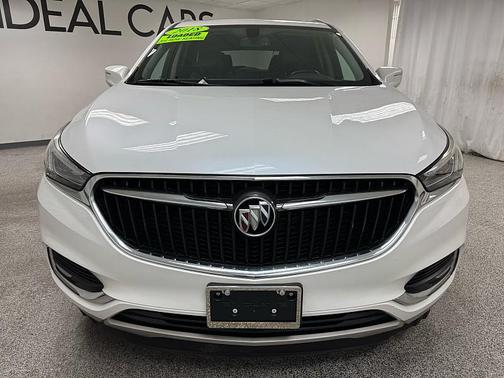DIAMOND WHITE 2018 Buick Enclave Essence