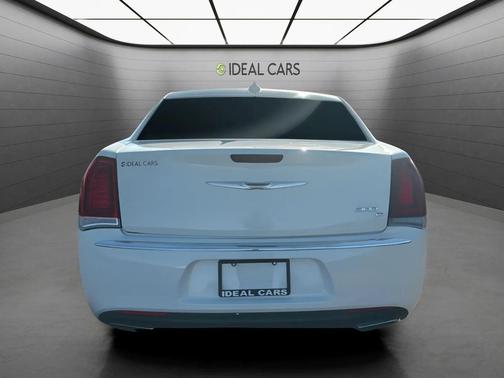 Bright White Clearcoat 2015 Chrysler 300 S