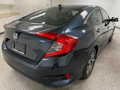 Modern Steel Metallic 2017 Honda Civic EX