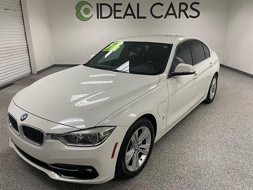 2018 BMW 330e iPerformance