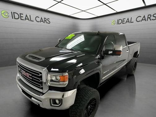 Black 2019 GMC Sierra 2500 SLT