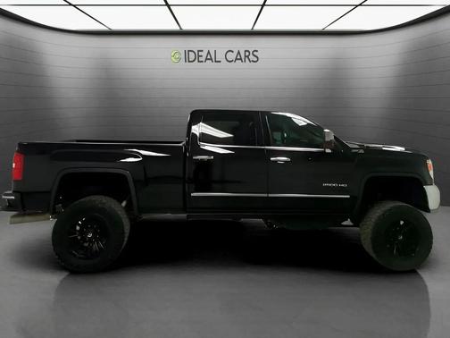 Black 2019 GMC Sierra 2500 SLT