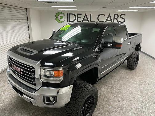 2019 GMC Sierra 2500 SLT