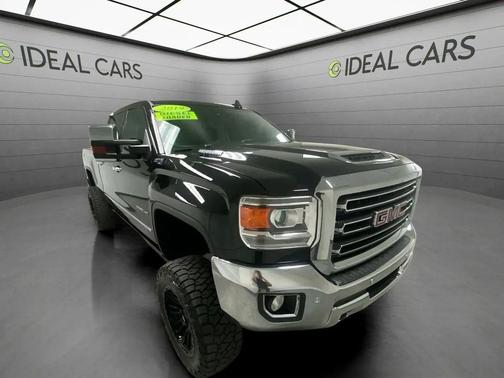 Black 2019 GMC Sierra 2500 SLT