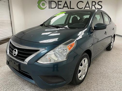 2017 Nissan Versa 1.6 S+
