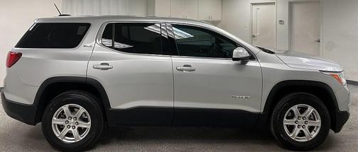 2017 GMC Acadia SLE-1