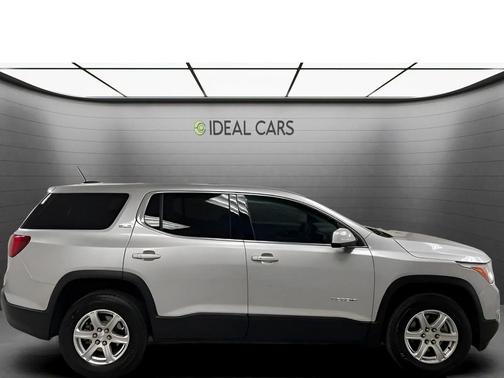 Silver Birch Metallic 2017 GMC Acadia SLE-1
