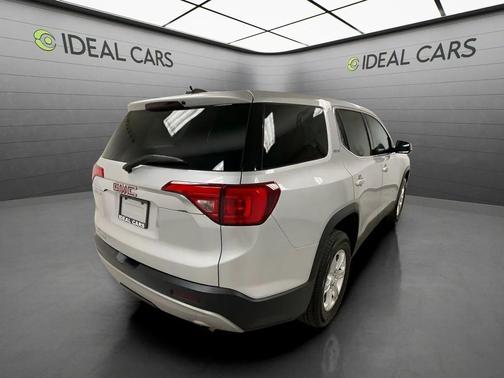 Silver Birch Metallic 2017 GMC Acadia SLE-1