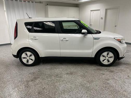 2016 Kia Soul EV Base