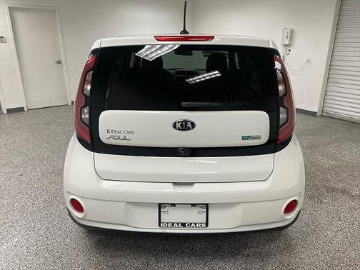2016 Kia Soul EV Base