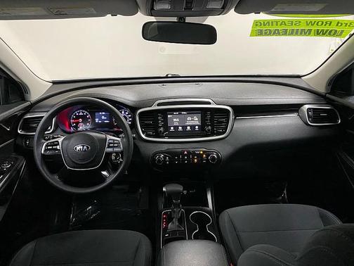 2020 Kia Sorento L