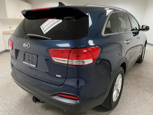 2018 Kia Sorento LX