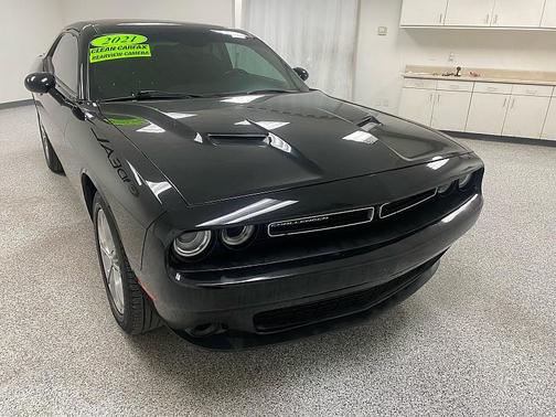 2021 Dodge Challenger SXT