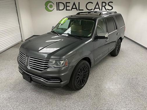 2015 Lincoln Navigator Base