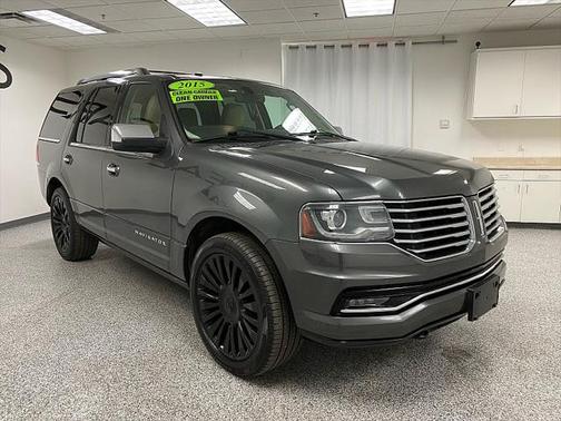 2015 Lincoln Navigator Base