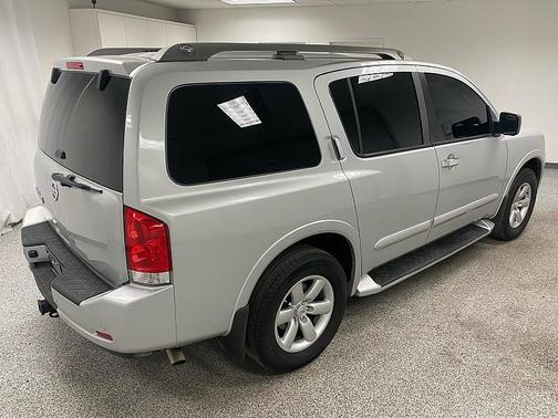 2012 Nissan Armada SV
