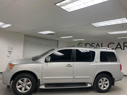 2012 Nissan Armada SV
