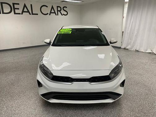 2022 Kia Forte FE