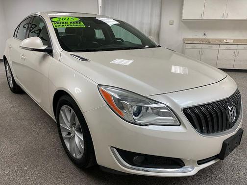 WHITE 2015 Buick Regal Turbo