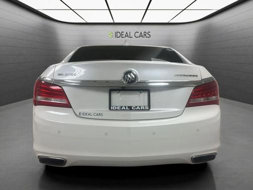White Frost Tricoat 2015 Buick LaCrosse Premium II