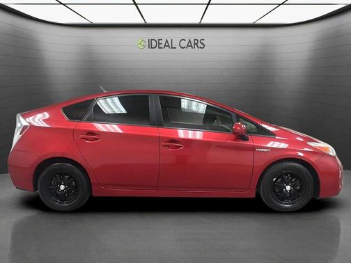 Barcelona Red Metallic 2014 Toyota Prius Two