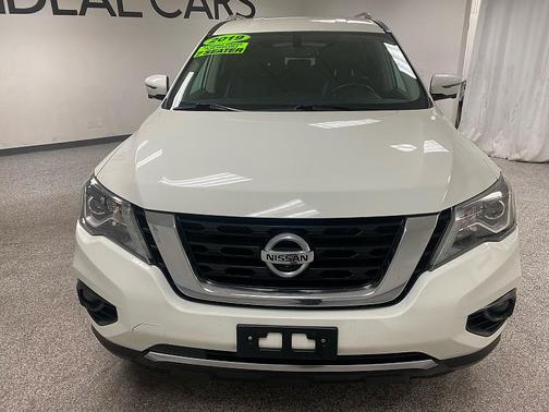 2019 Nissan Pathfinder SL