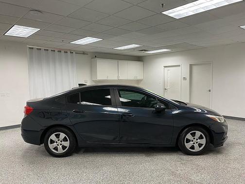 2016 Chevrolet Cruze LS Auto