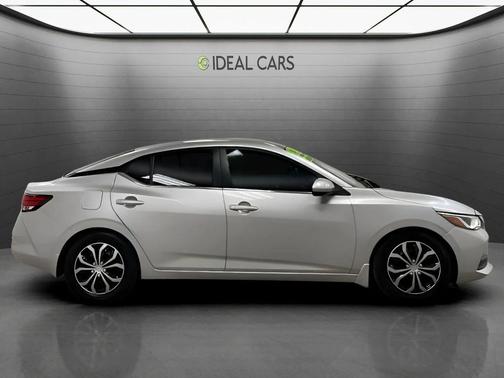 Brilliant Silver Metallic 2021 Nissan Sentra S