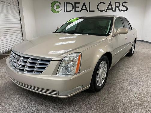 2008 Cadillac DTS Base