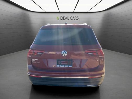 Cardinal Red Metallic 2018 Volkswagen Tiguan 2.0T SEL