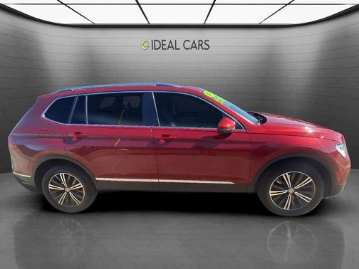Cardinal Red Metallic 2018 Volkswagen Tiguan 2.0T SEL