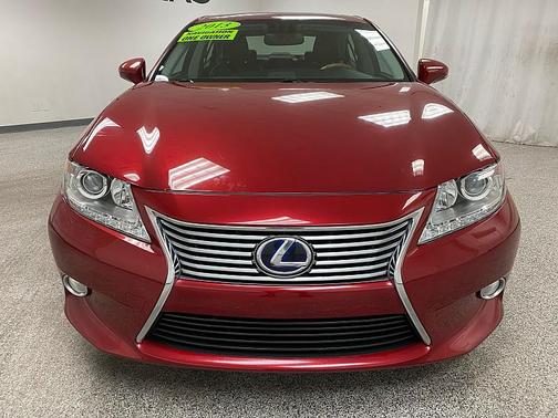 BURGUNDY 2013 Lexus ES 300h Base