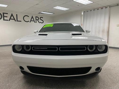 2018 Dodge Challenger SXT