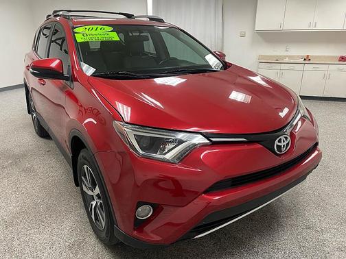 2016 Toyota RAV4 XLE