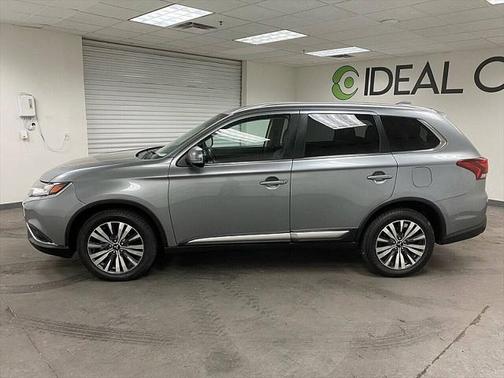 2020 Mitsubishi Outlander ES