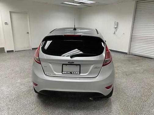 2015 Ford Fiesta SE