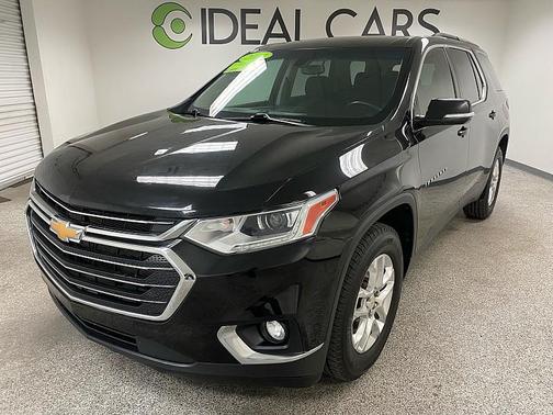 2020 Chevrolet Traverse LT Cloth