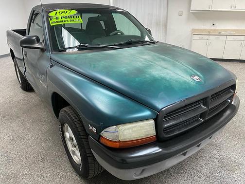 1997 Dodge Dakota Base