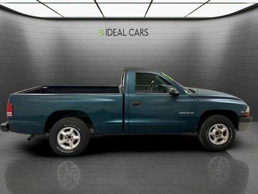Green 1997 Dodge Dakota Base
