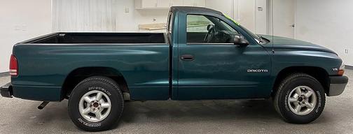 1997 Dodge Dakota Base