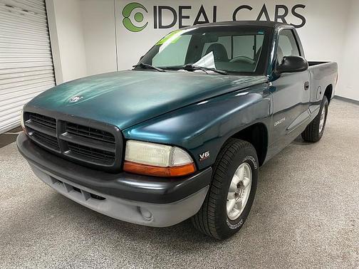 1997 Dodge Dakota Base