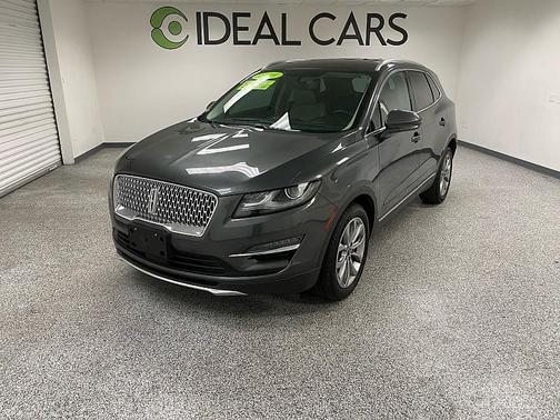 2019 Lincoln MKC Select