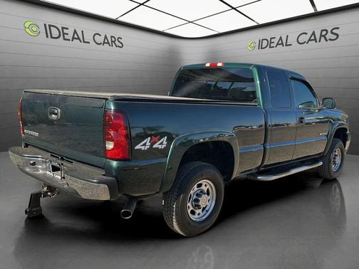 Woodland Green 2006 Chevrolet Silverado 2500 LS H/D Extended Cab