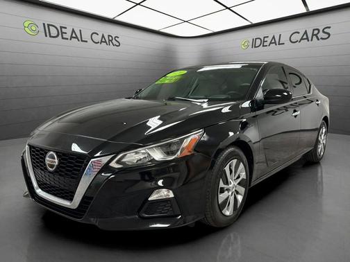 Super Black 2020 Nissan Altima S FWD
