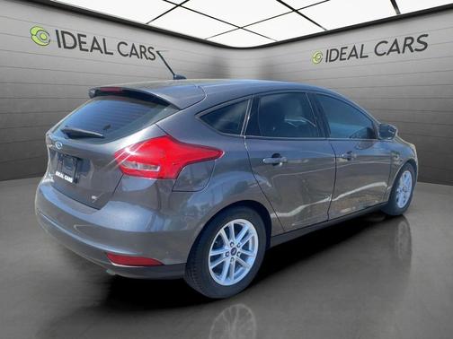 Magnetic 2015 Ford Focus SE