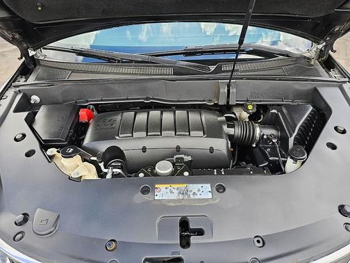 2017 Chevrolet Traverse 2LT